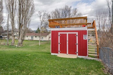 Detached Shop & Roof Deck