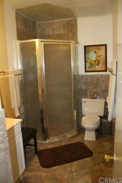 Upgraded Bath, Tile Floors & Shower