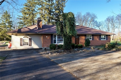 2830 Gerhardt Cir, Spring Valley, OH 45370 - photo 2