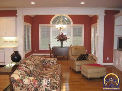 3755 SW Clarion Park Dr, Topeka, KS 66610 - photo 7