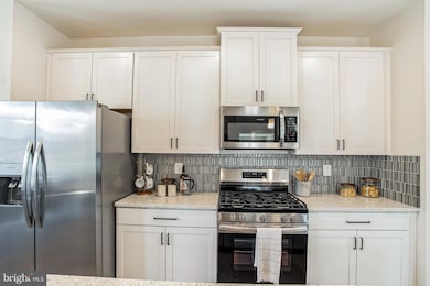 7308 Roxy Run unit 10, Clinton, MD 20735 - photo 5