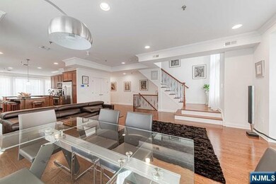 11 Washington Place unit 201, Cliffside Park, NJ 07010 - photo 5