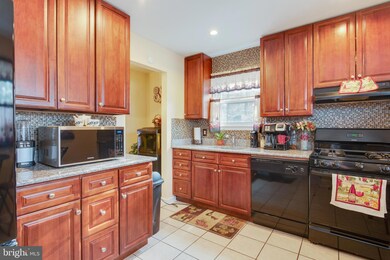 1256 Fox Run, Reading, PA 19606 - photo 6