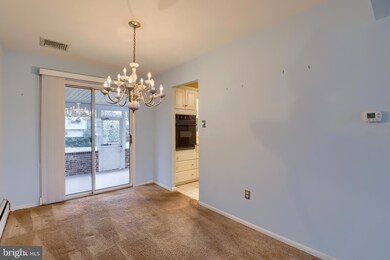 2630 Whittier Ave, Reading, PA 19608 - photo 6