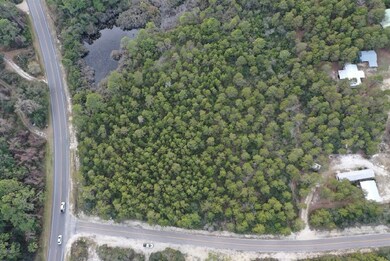 2043 Highway 98 W, Carrabelle, FL 32322 - photo 3