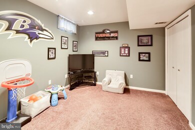 1155 Kelfield Dr, Halethorpe, MD 21227 - photo 4