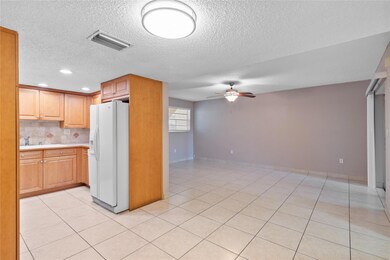11101 Royal Palm Blvd unit 102, Coral Springs, FL 33065 - photo 6