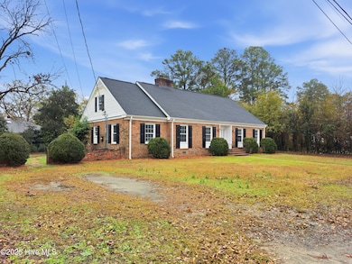 608 Prince Ave, Goldsboro, NC 27530 - photo 4