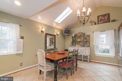 10 Overhill Rd, Baltimore, MD 21210 - photo 6