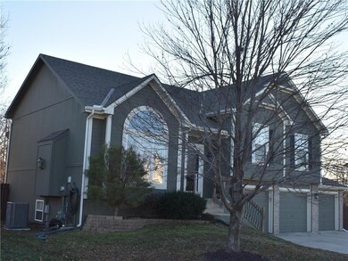 21311 W 54th Terrace, Shawnee, KS 66218 - photo 2