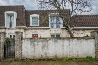 2762_Chateau_Cir_02
