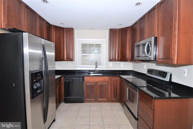 3852 Irongate Ln, Bowie, MD 20715 - photo 5