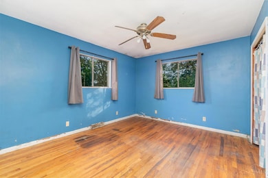 2011 Fayetteville Rd, Blanchester, OH 45107 - photo 4