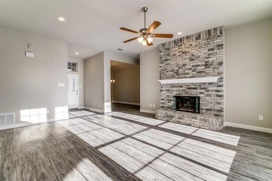 6014 Hawkeye Rd, Rowlett, TX 75089 - photo 4