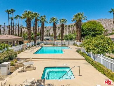 55092 Oak Tree unit A16, La Quinta, CA 92253 - photo 5