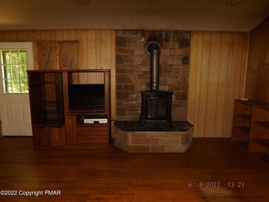 257 Silver Spring Blvd, Kunkletown, PA 18058 - photo 3