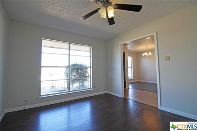 624 Manning Dr, Copperas Cove, TX 76522 - photo 6