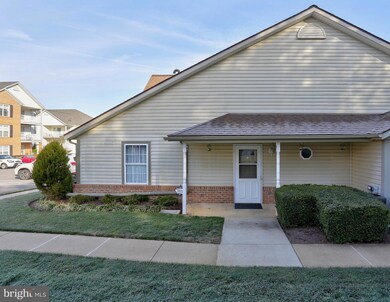 2012 Rudy Serra Dr unit D, Sykesville, MD 21784 - photo 3