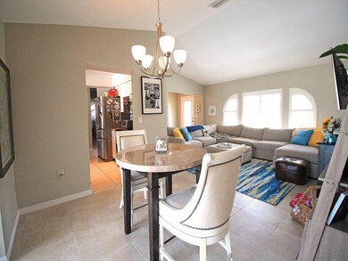 DINING ROOM/LIVING ROOM
