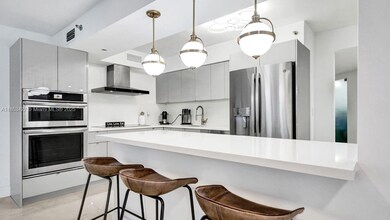 L'Excellence unit 1605, Miami Beach, FL 33140 - photo 4
