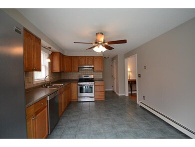 333 Academy Rd unit A, Pembroke, NH 03275 - photo 3