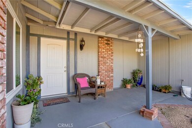 16966 Molino Dr, Victorville, CA 92395 - photo 5