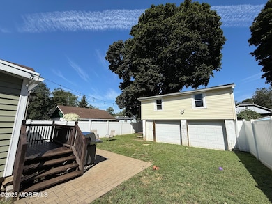 31 Peach St, Tinton Falls, NJ 07724 - photo 3