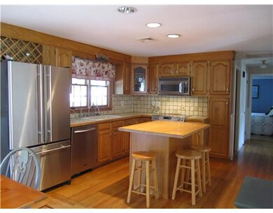 4 Eleanor Dr, Cumberland, RI 02864 - photo 2