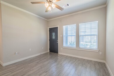 8115 Autumn Ln unit 2, Houston, TX 77016 - photo 5