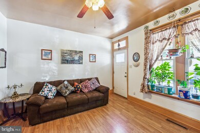 734 Thorn St, Reading, PA 19601 - photo 5