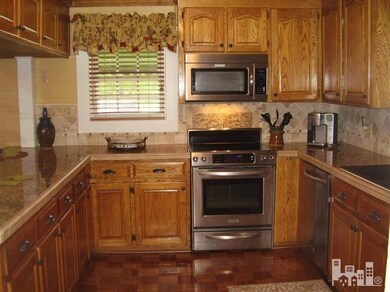 607 Pisgah Ridge Cir, Hiddenite, NC 28636 - photo 3