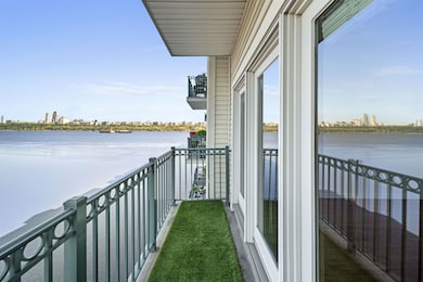 252 The Promenade, Edgewater, NJ 07020 - photo 4