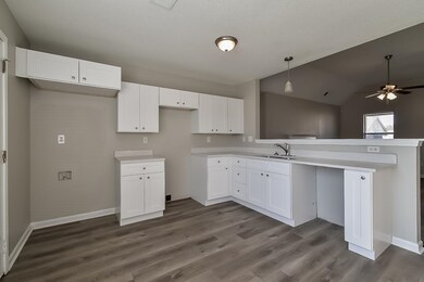 4539 Longtree Ave, Memphis, TN 38128 - photo 6