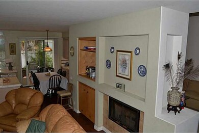 Family Room w/Built-in Nook and Fireplace