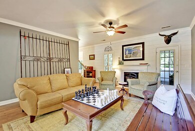 1147BRCNo5Livingrm1IMG_2951_IMG_2965