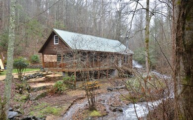 7717 Doublehead Gap Rd, Blue Ridge, GA 30513 - photo 3