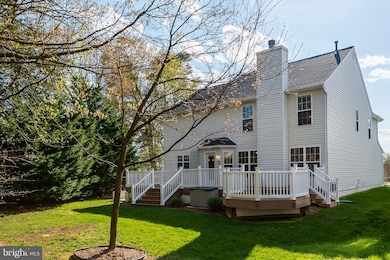 8812 Country Oak Dr, Odenton, MD 21113 - photo 2