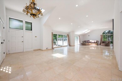 452 E Shore Rd, Great Neck, NY 11024 - photo 5