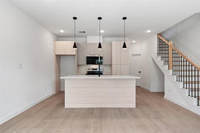 1031 North Ln unit B, Houston, TX 77088 - photo 5