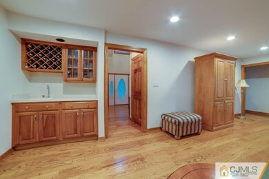 2 Pinter Ln, Monmouth Junction, NJ 08852 - photo 5