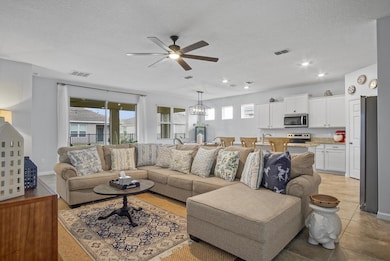 10568 SW Cambria Ln, Port Saint Lucie, FL 34987 - photo 3