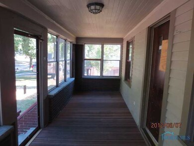 Enclosed Porch.