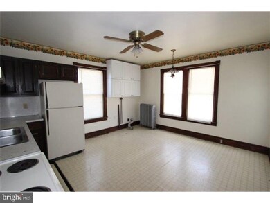 1035 W Main St, New Holland, PA 17557 - photo 5