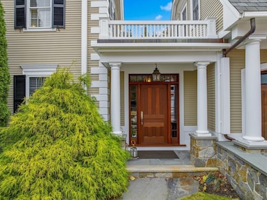 287 1/2 High St, Newburyport, MA 01950 - photo 4