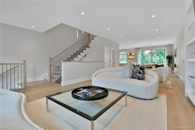 162 Bedford Rd unit 16, Armonk, NY 10504 - photo 4