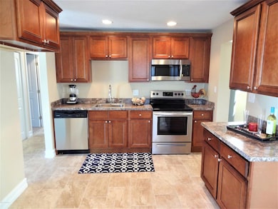 1434 Rosemary Dr, Melbourne, FL 32935 - photo 7