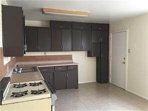 1103 Alaska St, El Paso, TX 79915 - photo 6