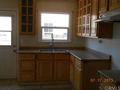 Upgraded kitchen cabinets