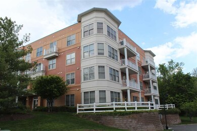 1201 Pointe Gate Dr unit 1201, Livingston, NJ 07039 - photo 3