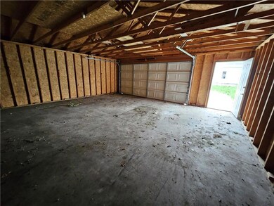 1408 E 30th St, Des Moines, IA 50317 - photo 7